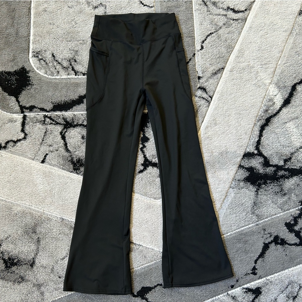 Black Flared Yoga Pants